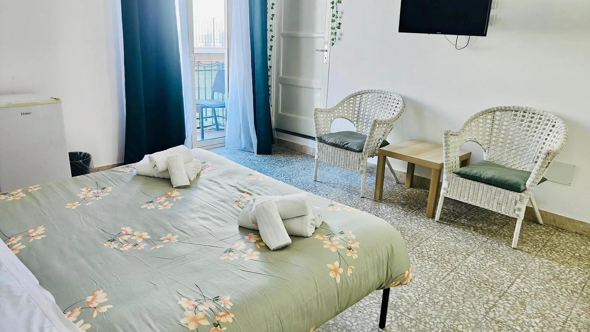 Terramare B&B Aeroporto di Catania Fontana Rossa Bed & Breakfast